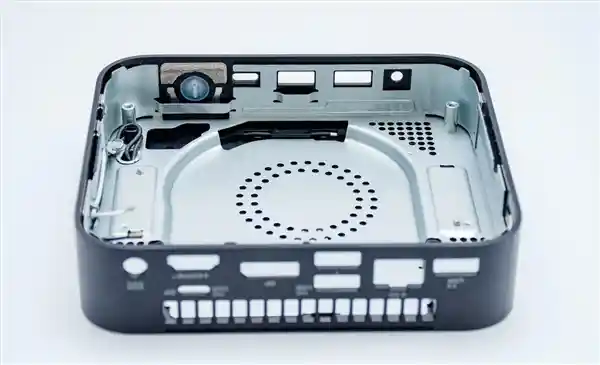 华硕新推商用迷你电脑ASUS NUC 14 Elite，继承阿特拉斯峡谷的传奇血脉